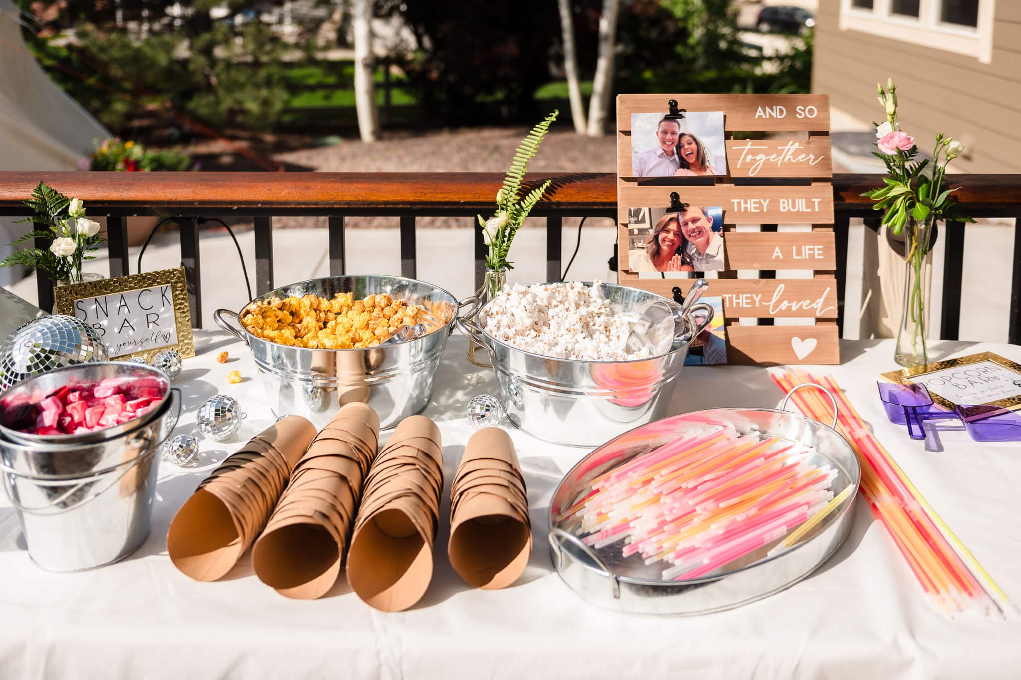 A wedding snack bar to tide guests over until the buffet begins.