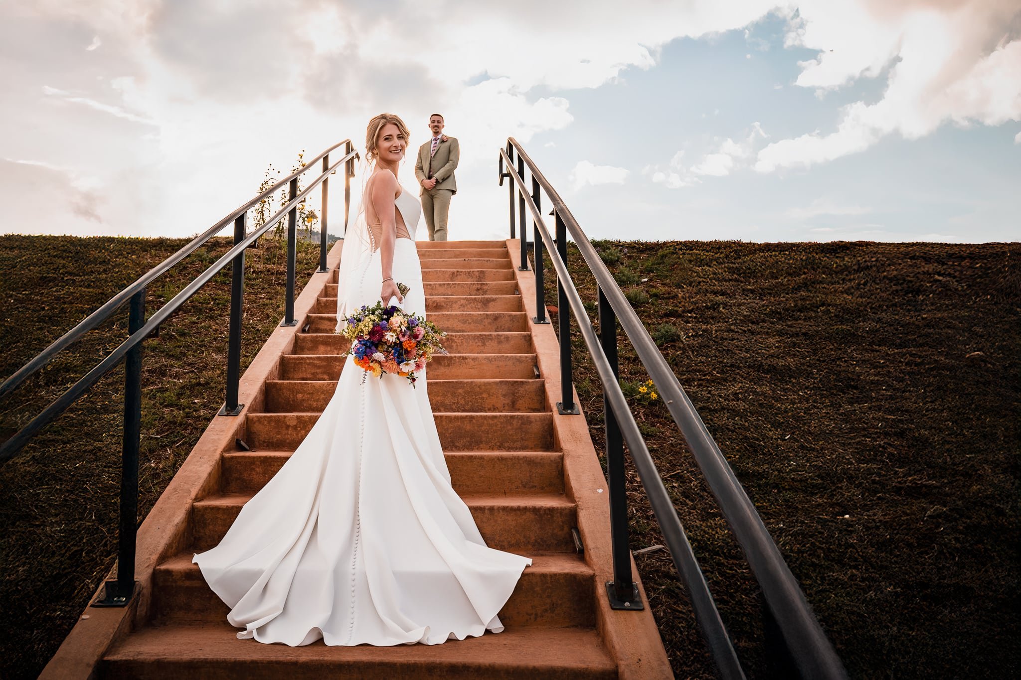 Rachel and Chris: Laid-Back and Classy Wedding with Their Pups